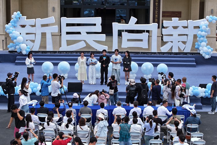 主演人员。人民网记者 李洋摄